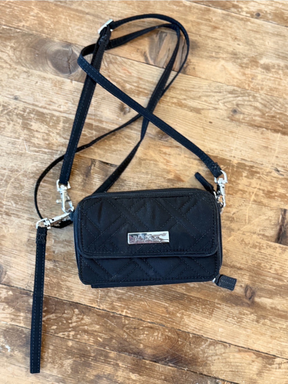 Vera Bradley Black Quilted Crossbody Mini Bag/ wallet adjustable EUC